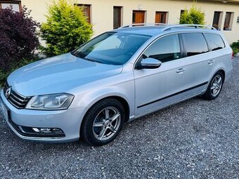 VW Passat B7 Variant 2.0 TDi, 103kW, koupeno v ČR , kamera..