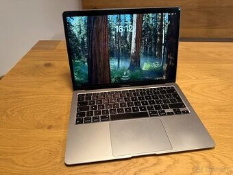 Apple MacBook Air M1 (2020)