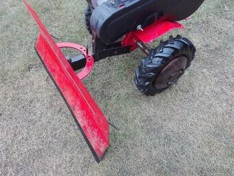 Čelní radlice ke kultivátoru MS-16, NATAČECI