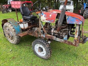 Traktor domácí výroby - náprava V3S - motor 1203