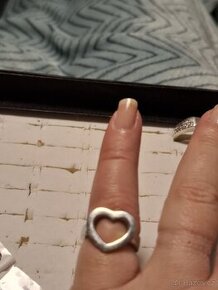 Ocelový prsten srdce