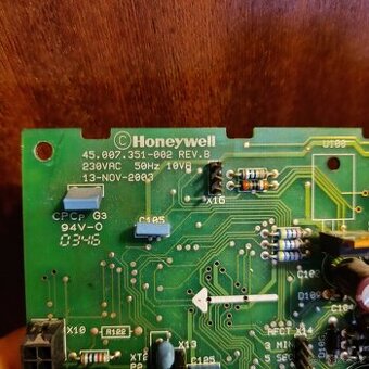 Řídící deska k plynového kotli Junkers