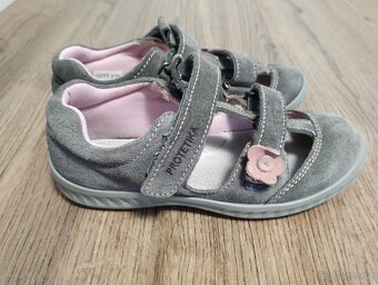 Barefoot sandále Protetika 31