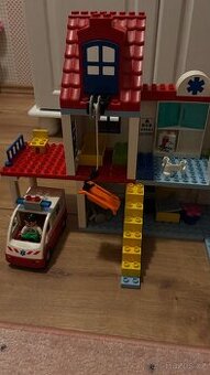 Lego duplo velka nemocnice