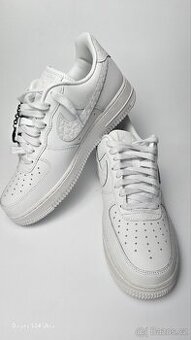 Nike Air force 1 '07 L0  40,5eu