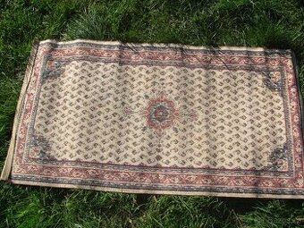 starý koberec - 1