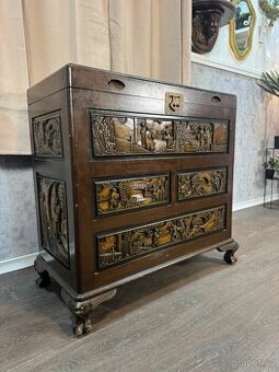 Orientální komoda / truhla (143029)