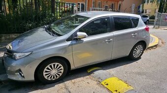 Toyota Auris 1.33 VVT-i 2013 | EXECUTIVE | Pouze 79 000 km