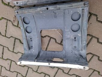 Plech pod nádrž Škoda 110Ls škoda 100 Škoda 110r