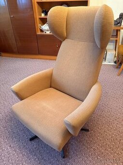 Retro křeslo ušák