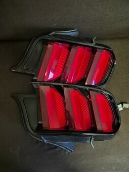 Zadní světla Ford Mustang VI 2015-2018 USA verze červená