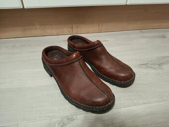 Dámské kožené pantofle - 40 vel.