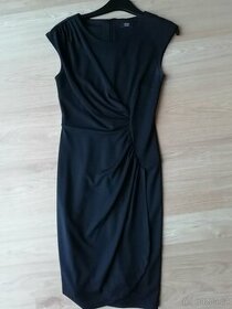 dámské černé šaty F&F vel. 38, M