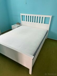 Hemnes postel s matraci - 1