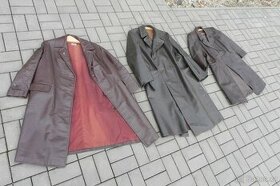 Staré kožené kabáty