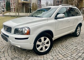VOLVO XC90 2.4D5 147KW 4x4 -7MÍST-AUT-KŮŽE-TAŽNÉ-DPH-156Tkm