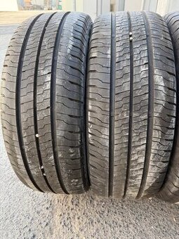 235/60 R17C Continental - 1