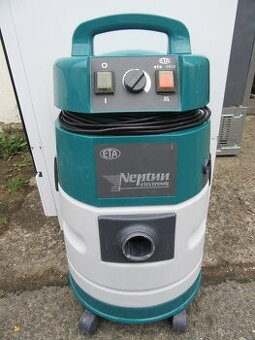 Nabízím vysavač Eta Neptun. Motor je plně funkční. Jen na - 1