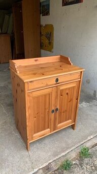 Ikea Leksvik menší komoda Hemnes antik