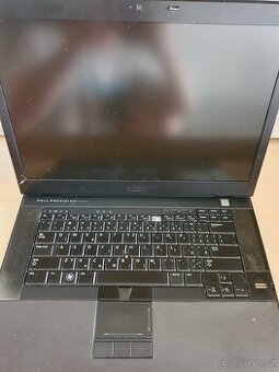Dell M4400 na díly.