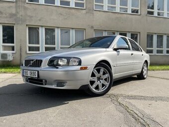 Prodám Volvo S80 2.4 D5 120 kw - na opravu/náhradní díly