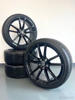 ☀️ Letní Alu kola Pretoria, VW Golf 7 R, 5x112 r19