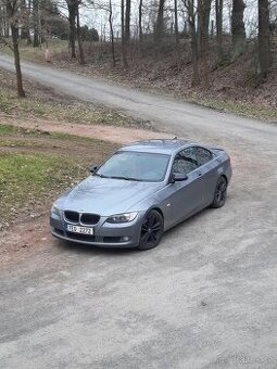 BMW e93