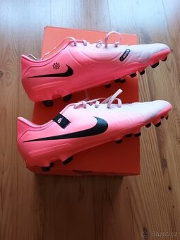 Kopačky NIKE LEGEND 10 academy EUR 46