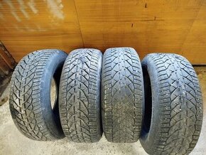 Zimní Pneu 265/65 r17
