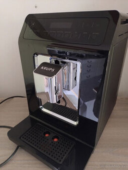 Automatický kávovar Krups Evidence EA890810 černá barva