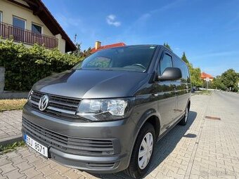 VW Multivan T6, 7 míst, STK do 5/2027,"dobrou noc" paket