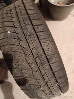 PRODÁM 4x ZIMNÍ TÉMĚŘ NOVÉ ZIMNÍ PNEU 185/65R14