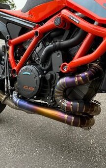 Prodám titanový výfuk na KTM Superduke 1290 1390