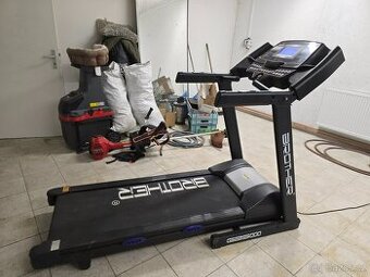 Běžecký pás s elektrickým náklonem GB5000