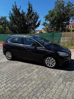 BMW 218 D, active tourer SLEVA