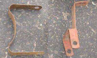 Koupím - Držák fitru podsedlových plechů Jawa