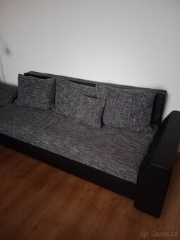 rozkládací sedačka