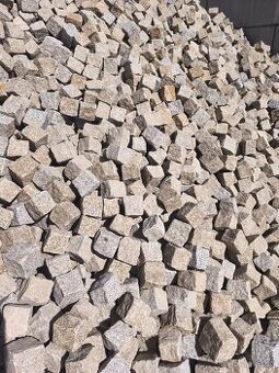 Dlažební kostka 8/10 cm - mrákotínská žula