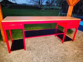 Pracovní/ dílenský stůl / ponk