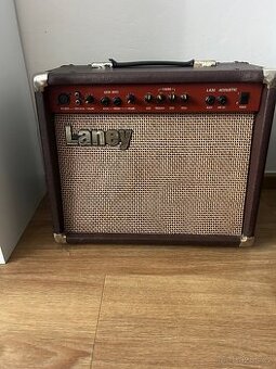 Laney akusticke kombo