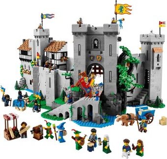 LEGO Icons: Lion Knights' Castle (10305)