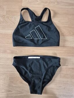 Plavky Adidas vel. 152 , 11-12let