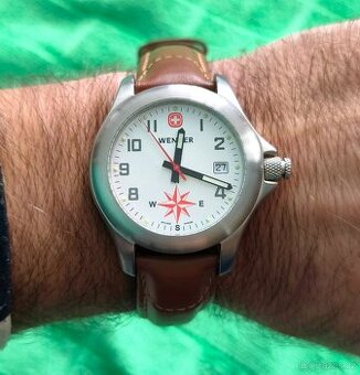 Švajčiarske hodinky WENGER 095.0779