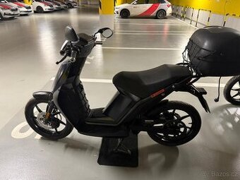 Pronájem elektroskútru Torro 900kč /týden