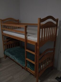 Dvoupatrová postel včetně matraci