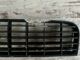 P: Masku bez znaku Grande Punto