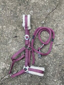 ohlávky, vodítka, madla