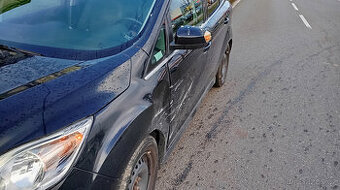 prodám bouraný ford C-max 2011 benzín 77kw - 1