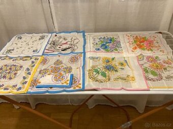 Nové dámské retro kapesníky