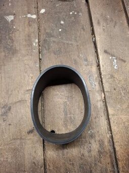 Guma mezi topení a karosérii Škoda 100, 110r, 1000MB, MBX